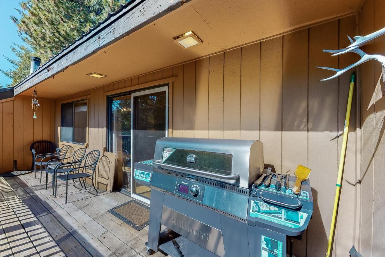 Sierra Swiss Chalet Shaver Lake Exterior photo