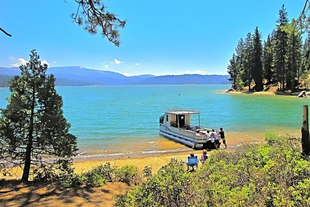 Sierra Swiss Chalet Shaver Lake Exterior photo